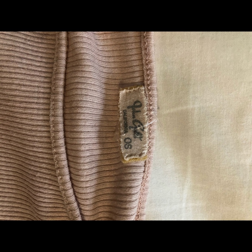 3/4 sleeve cropped top (one size)